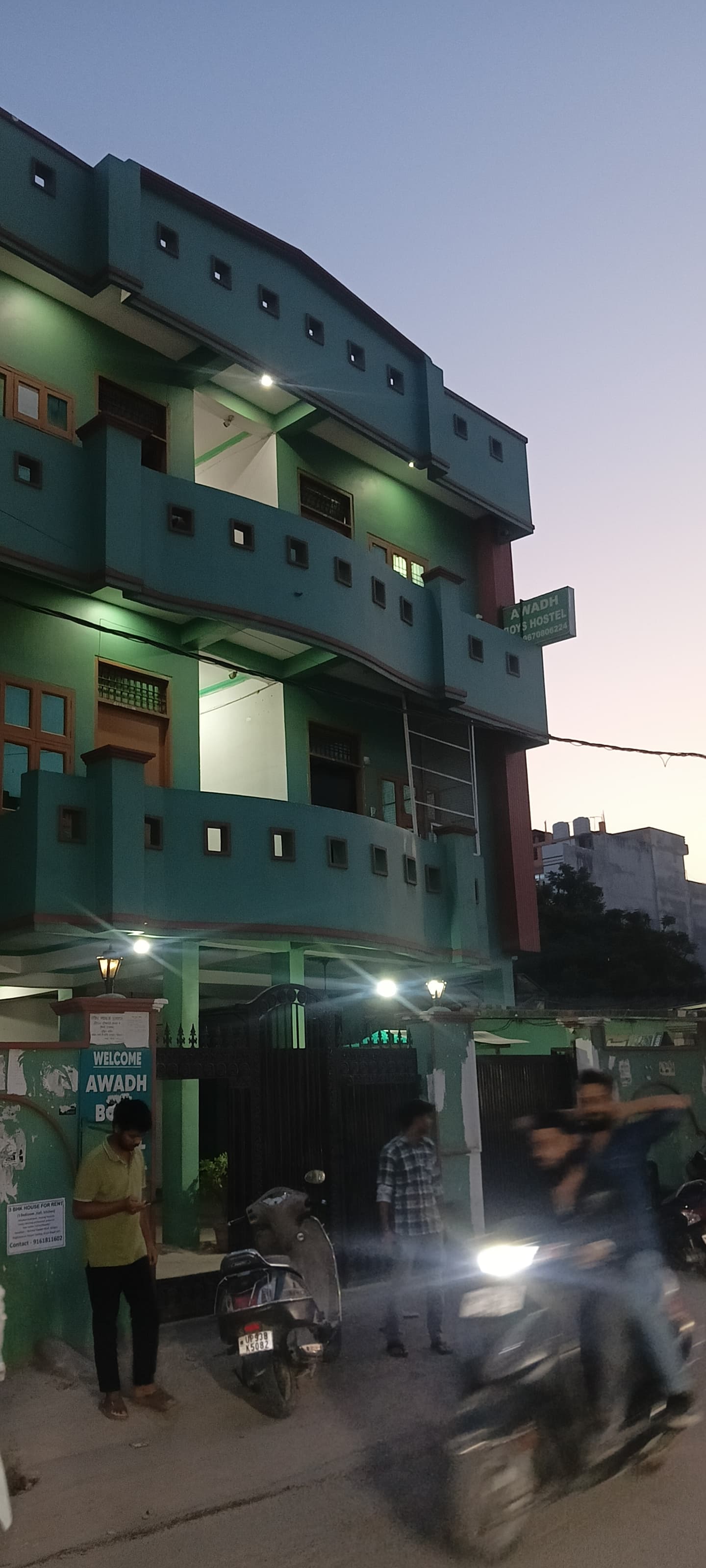 AWADH BOYS HOSTEL